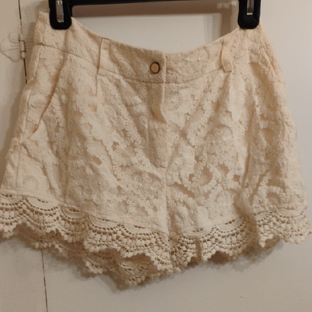 Monteau Cream High Waist Lace Shorts